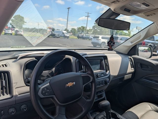 2018 Chevrolet Colorado 4WD Crew Cab 128.3" Work Truck - 23056214 - 9