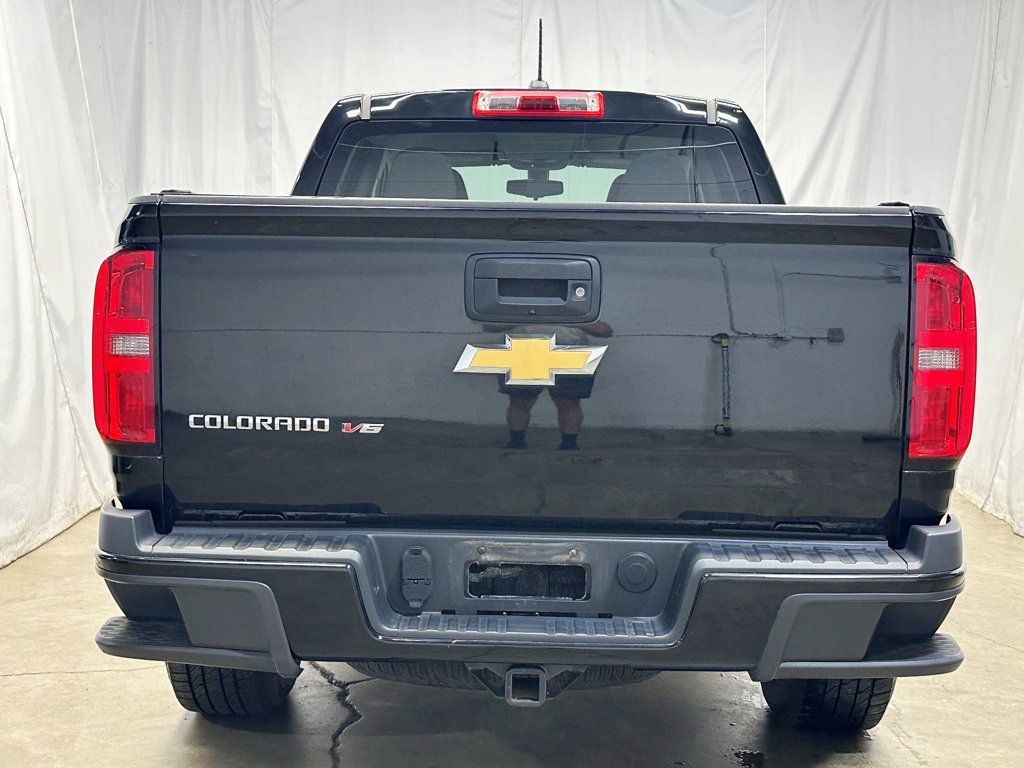 2018 Chevrolet Colorado 4WD Crew Cab 128.3" Work Truck - 23082524 - 9