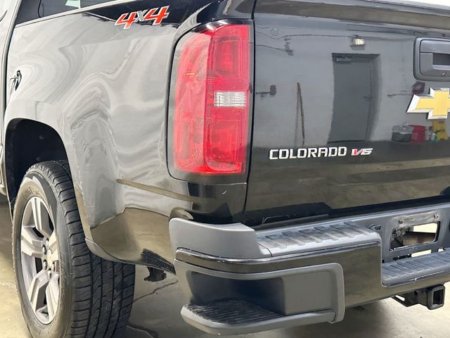 2018 Chevrolet Colorado 4WD Crew Cab 128.3" Work Truck - 23082524 - 10
