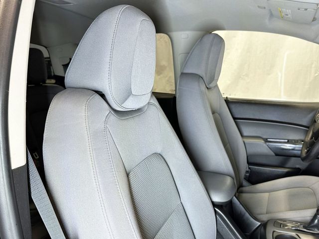 2018 Chevrolet Colorado 4WD Crew Cab 128.3" Work Truck - 23082524 - 19