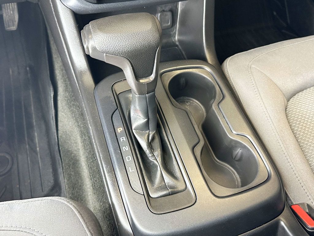2018 Chevrolet Colorado 4WD Crew Cab 128.3" Work Truck - 23082524 - 29