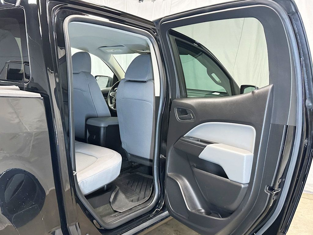 2018 Chevrolet Colorado 4WD Crew Cab 128.3" Work Truck - 23082524 - 32