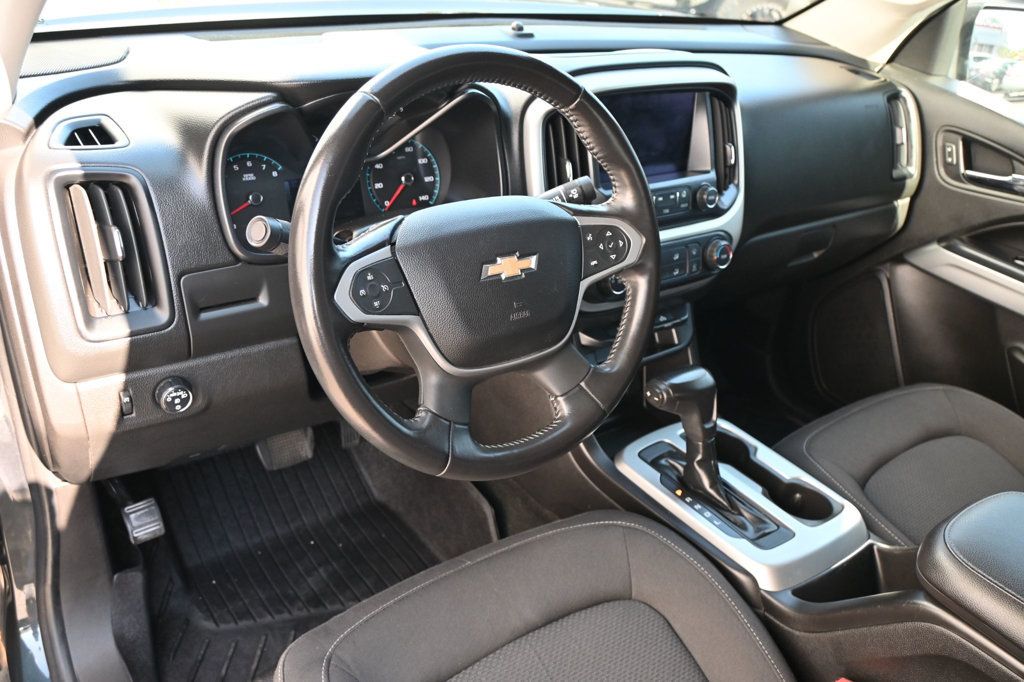 2018 Chevrolet Colorado LT photo 4