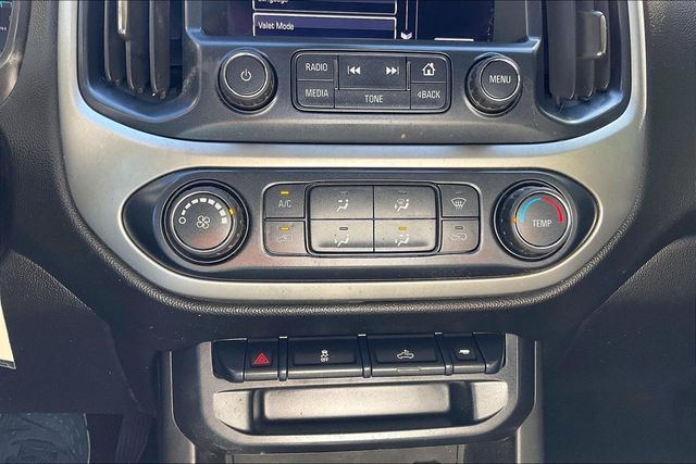 2018 Chevrolet Colorado LT - 23079947 - 24