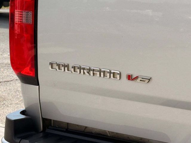 2018 Chevrolet Colorado LT 4x2 4dr Crew Cab 5 ft. SB - 23004536 - 16