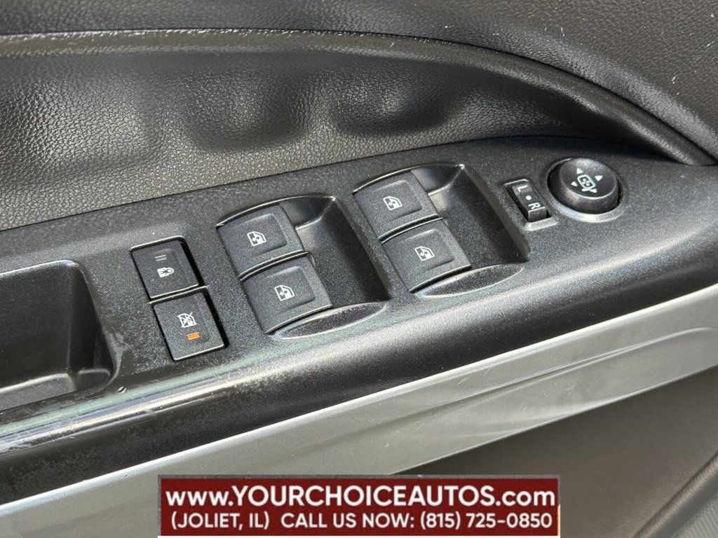 2018 Chevrolet Colorado LT 4x4 4dr Crew Cab 5 ft. SB - 22850381 - 12