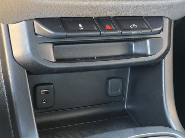 2018 Chevrolet Colorado W/T - 23027892 - 13