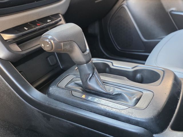 2018 Chevrolet Colorado W/T - 23027892 - 14