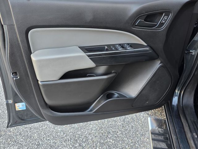 2018 Chevrolet Colorado W/T - 23027892 - 21