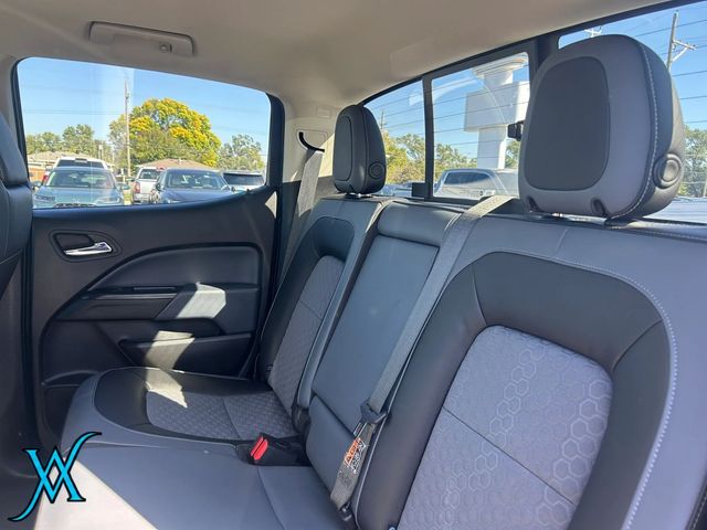 2018 Chevrolet Colorado Crew Cab Z71 Pickup 4D 5 ft - 23094390 - 16