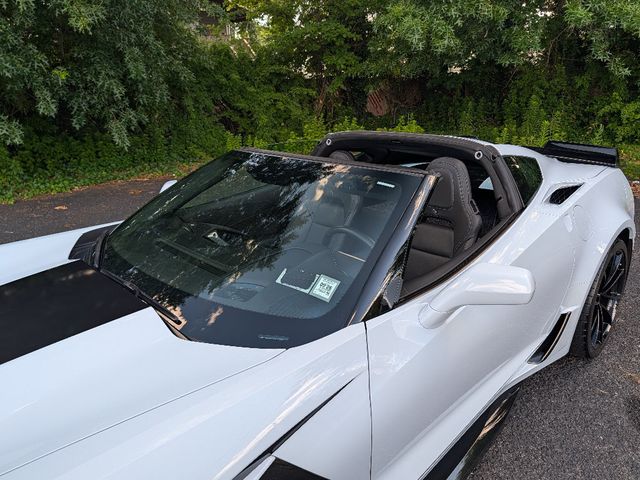 2018 Chevrolet Corvette 2dr Grand Sport Coupe w/2LT - 23042469 - 9