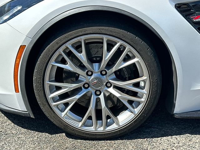 2018 Chevrolet Corvette 1LZ - Photo 8