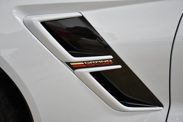 2018 Chevrolet Corvette Grand Sport Coupe 3LT Carbon 65 Edition - 23035625 - 9