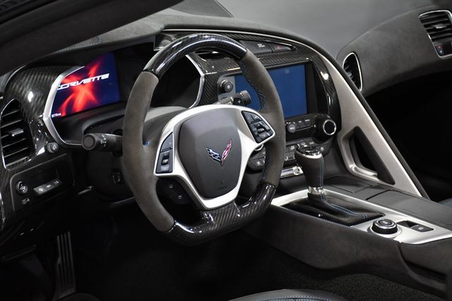 2018 Chevrolet Corvette Grand Sport Coupe 3LT Carbon 65 Edition - 23035625 - 25