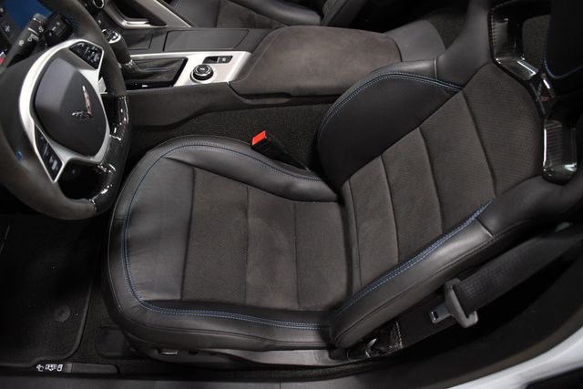 2018 Chevrolet Corvette Grand Sport Coupe 3LT Carbon 65 Edition - 23035625 - 29