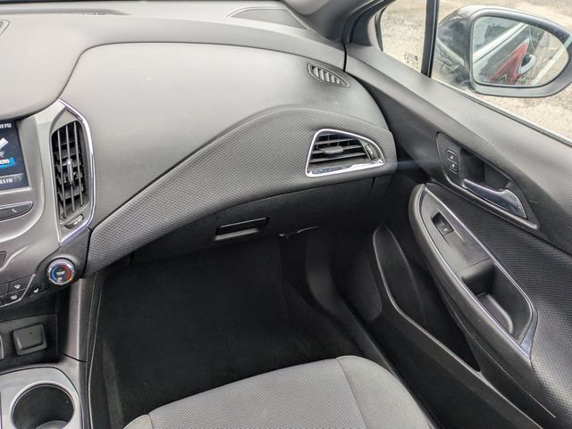 2018 Chevrolet CRUZE 4dr Hatchback 1.4L LT w/1SD - 22980433 - 16