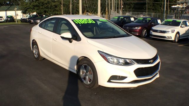 2018 Chevrolet CRUZE 4dr Sedan 1.4L LS w/1SB - 22595545 - 1