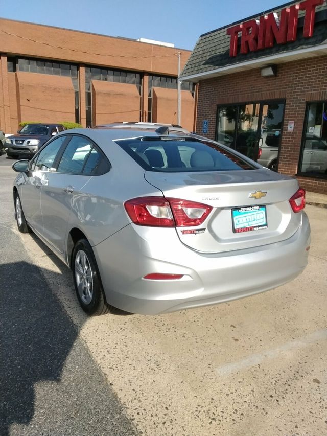 2018 Chevrolet CRUZE 4dr Sedan 1.4L LS w/1SB - 23045693 - 1