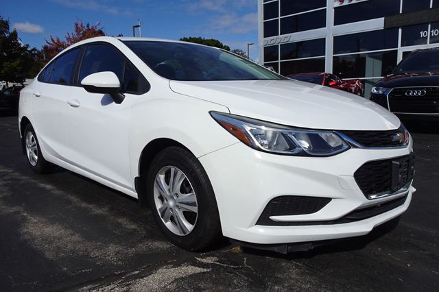 2018 Chevrolet CRUZE 4dr Sedan 1.4L LS w/1SB - 22930212 - 1