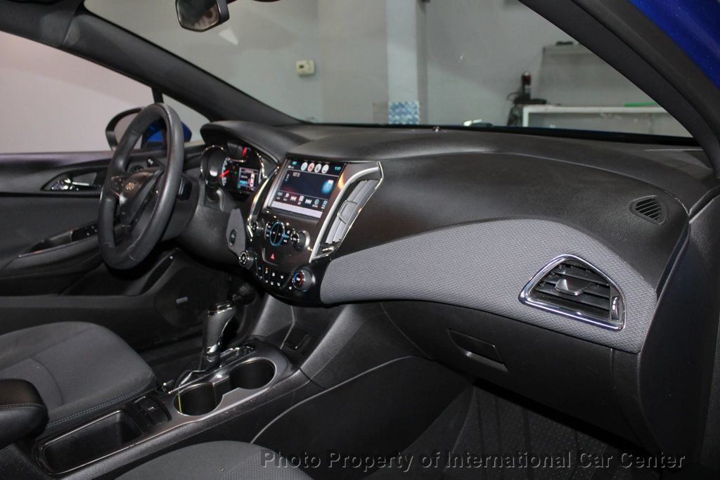 2018 Chevrolet CRUZE 4dr Sedan 1.4L LT w/1SD - 22933089 - 36