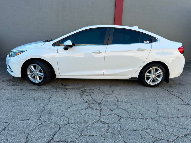 2018 Chevrolet CRUZE 4dr Sedan 1.4L LT w/1SD - 22873770 - 1