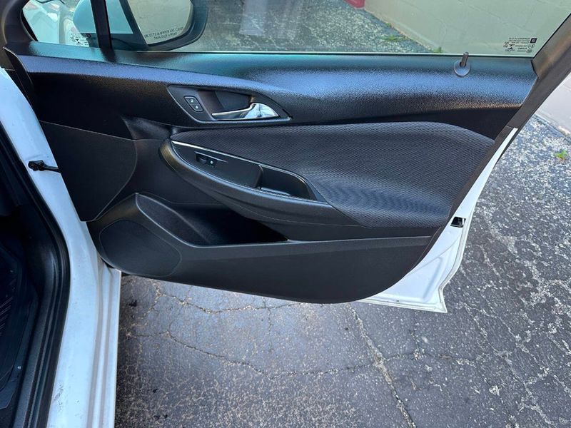 2018 Chevrolet CRUZE 4dr Sedan 1.4L LT w/1SD - 22873770 - 23