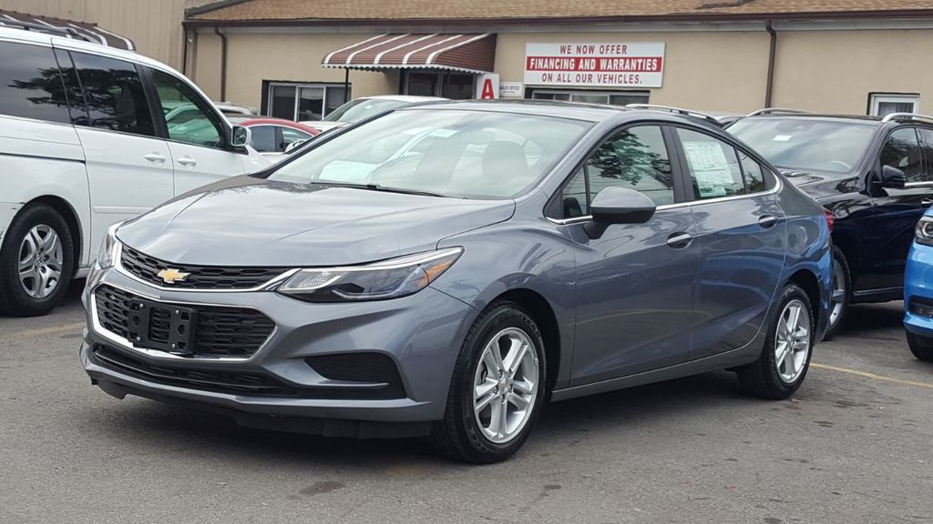 2018 Chevrolet CRUZE LT - 18266609 | Video 1