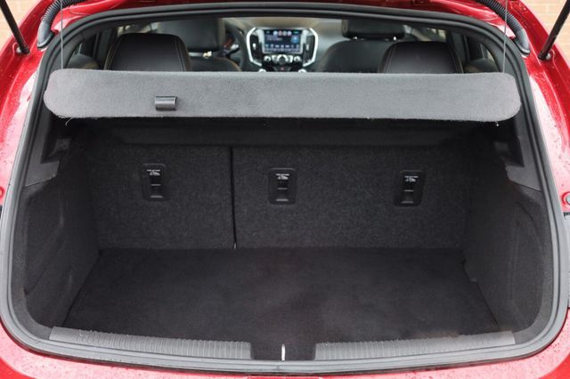 2018 Chevrolet Cruze Premier - 23073592 - 11