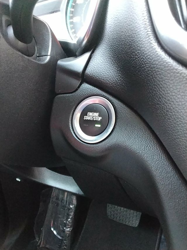 2018 Chevrolet Equinox FWD 4dr LT - 23092471 - 24