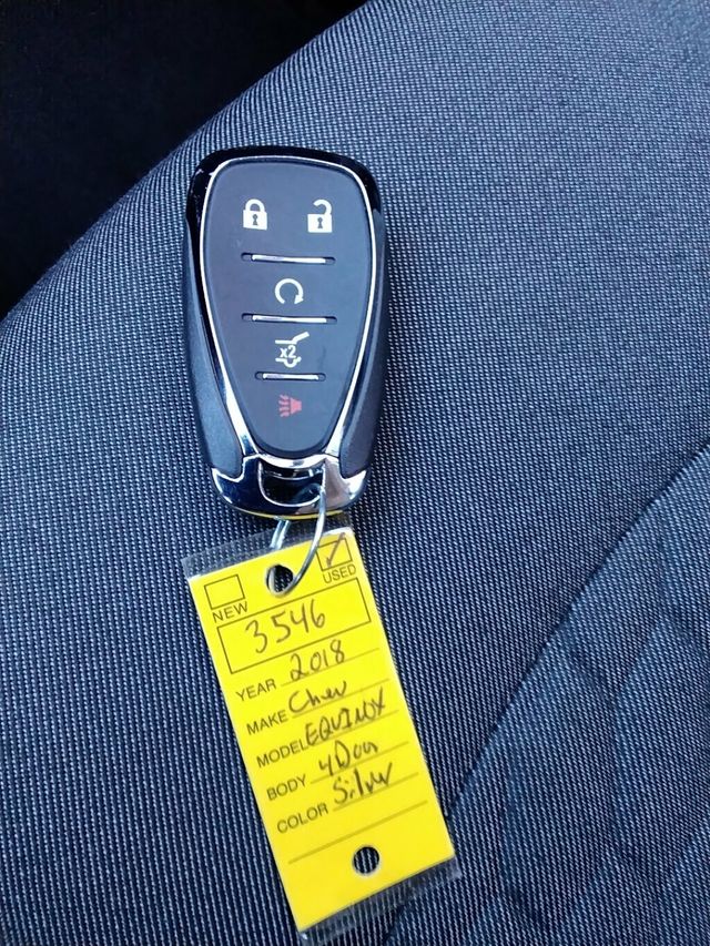 2018 Chevrolet Equinox FWD 4dr LT - 23092471 - 25