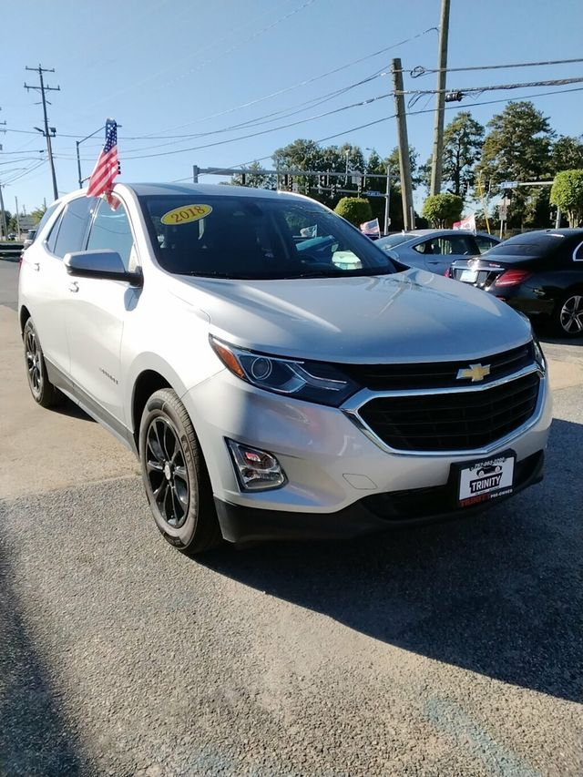 2018 Chevrolet Equinox FWD 4dr LT - 23092471 - 4