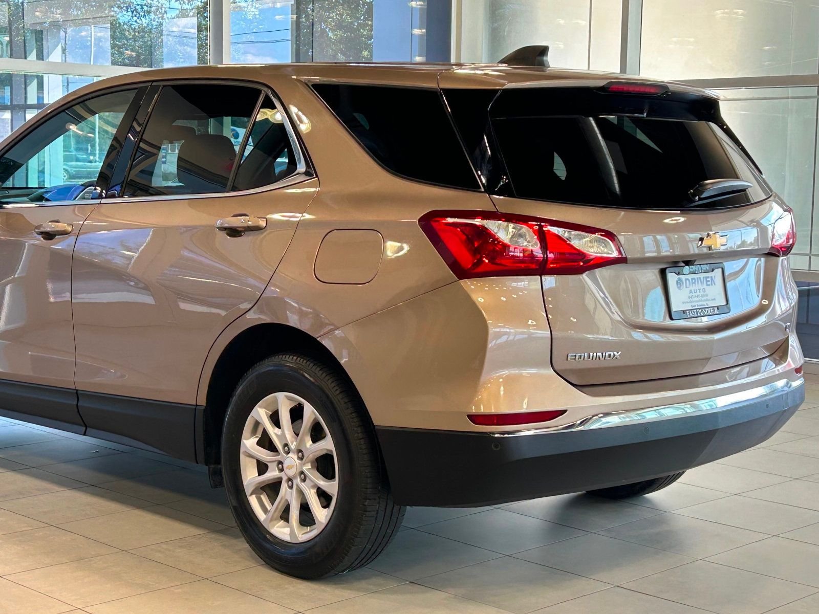 2018 Chevrolet Equinox LT photo 13