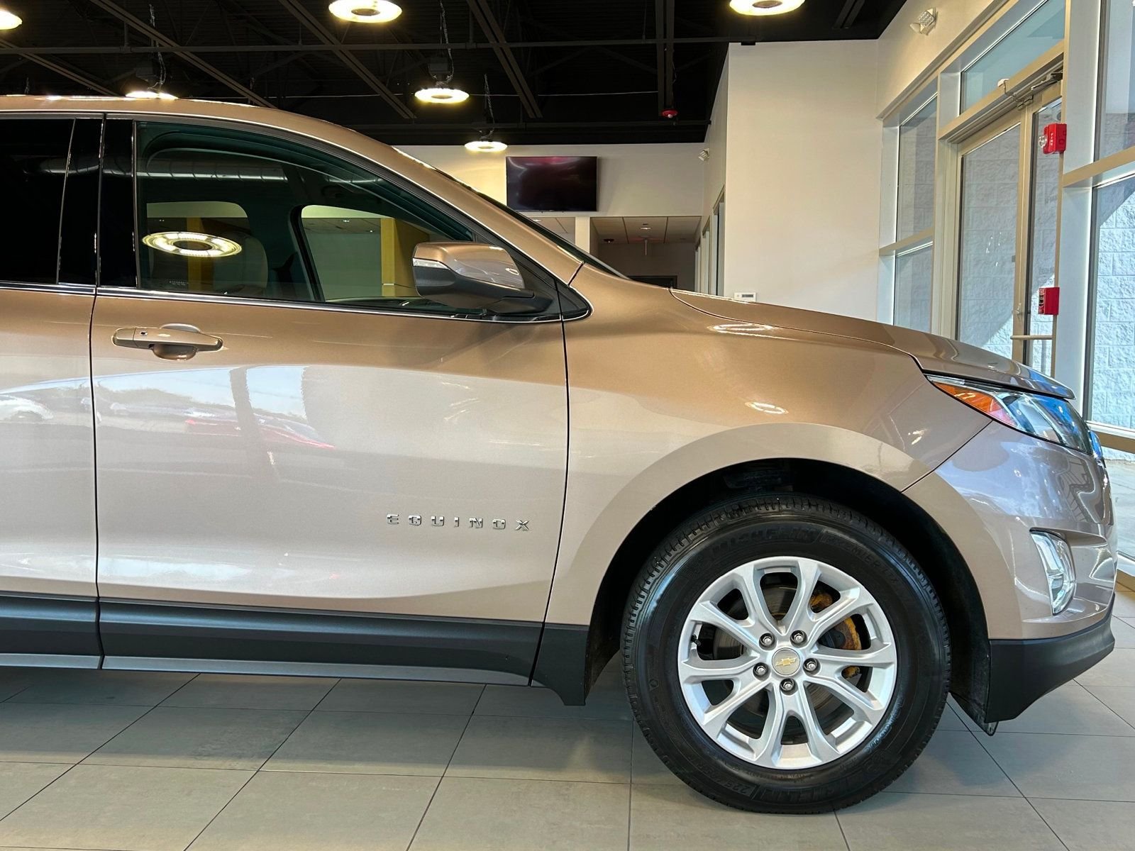 2018 Chevrolet Equinox LT photo 16