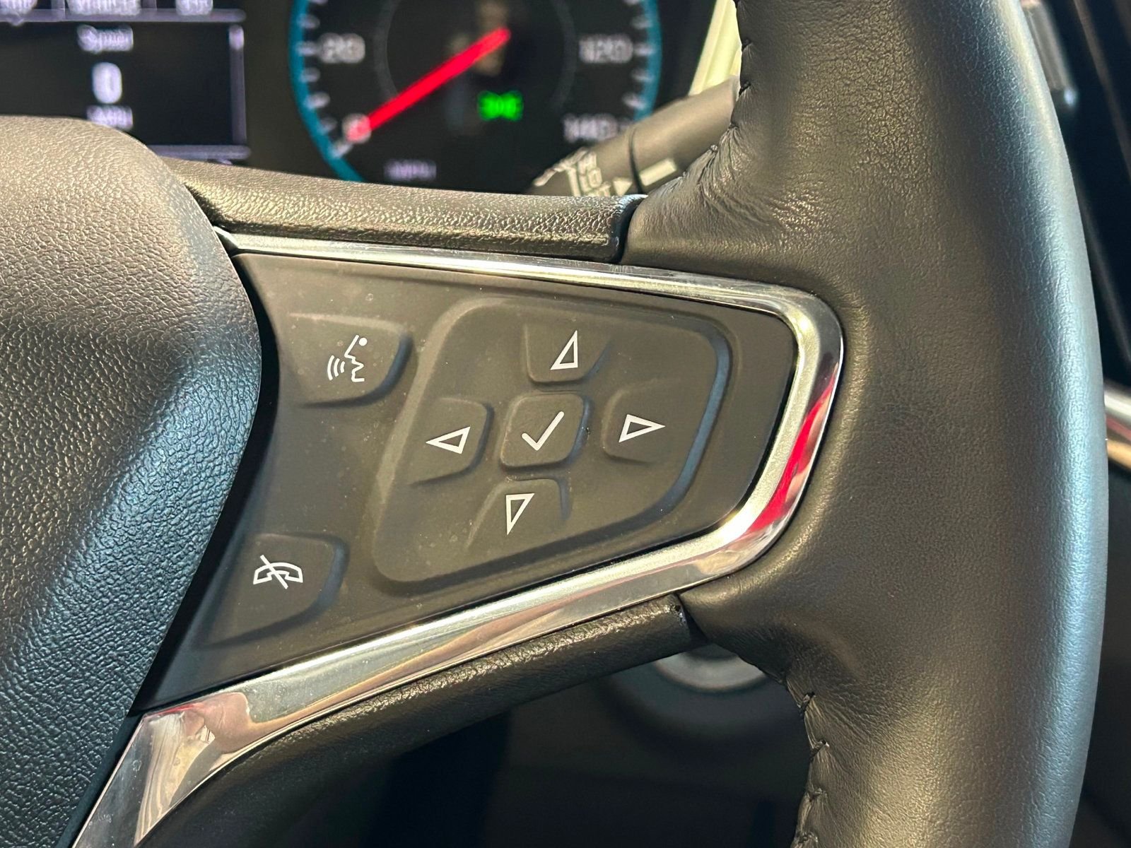 2018 Chevrolet Equinox LT photo 27