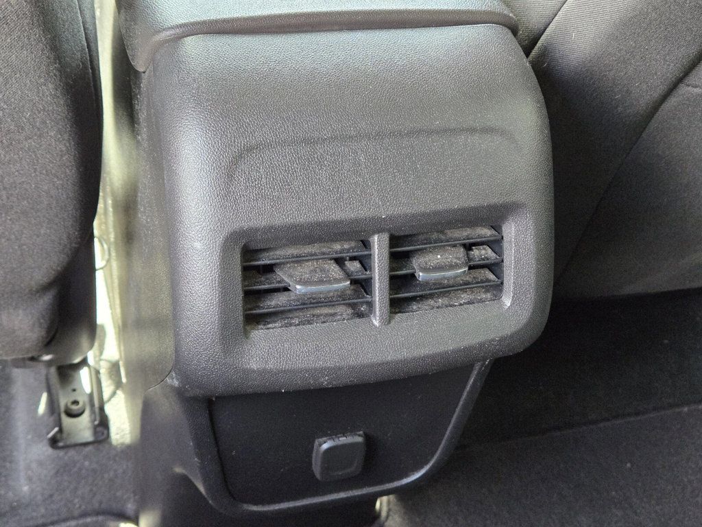 2018 Chevrolet Equinox LS - 22932894 - 9