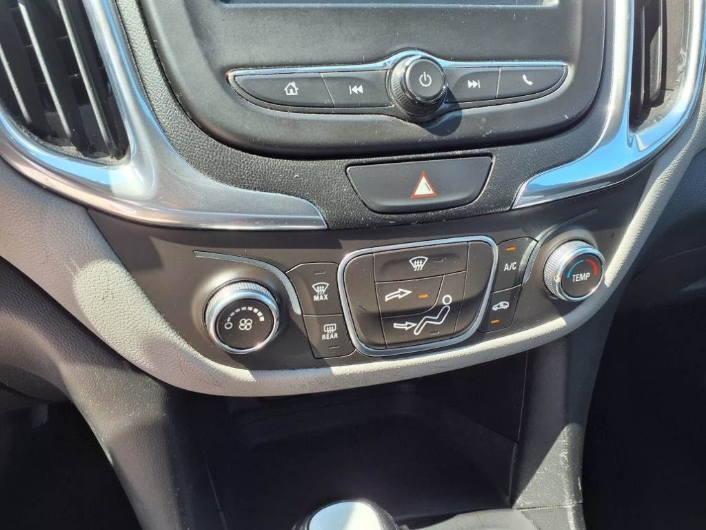 2018 Chevrolet Equinox LS - 22891061 - 12