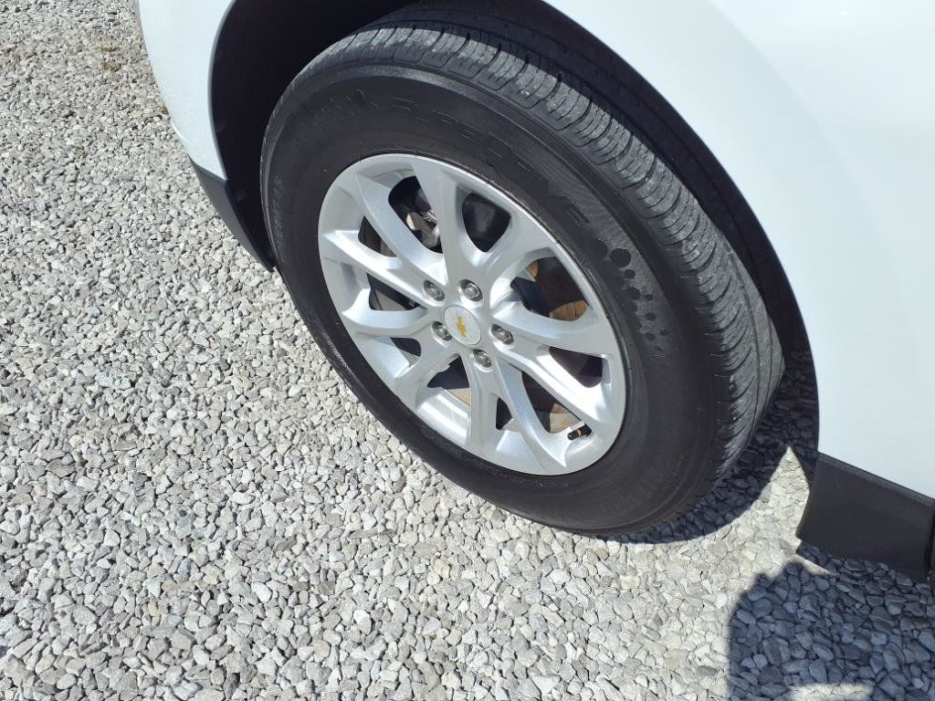 2018 Chevrolet Equinox LS - 22891061 - 4