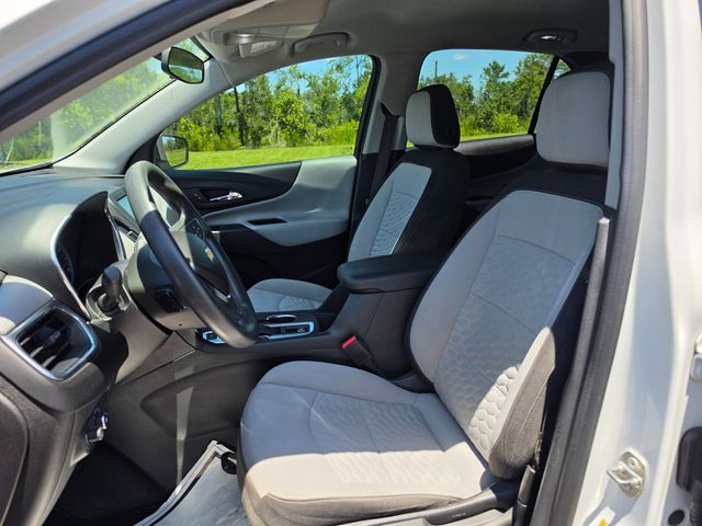 2018 Chevrolet Equinox LS - 23043715 - 3