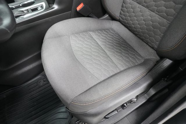 2018 Chevrolet Equinox LT - 23006394 - 10