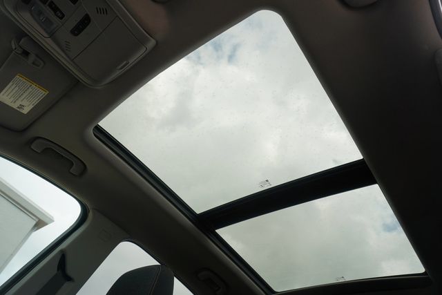 2018 Chevrolet Equinox LT - 23006394 - 15