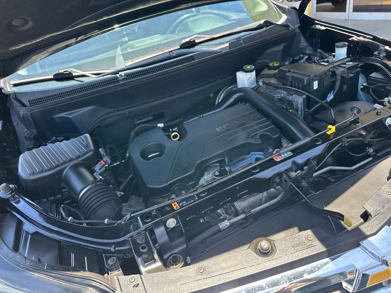 2018 Chevrolet Equinox Premier - 23027321 - 21
