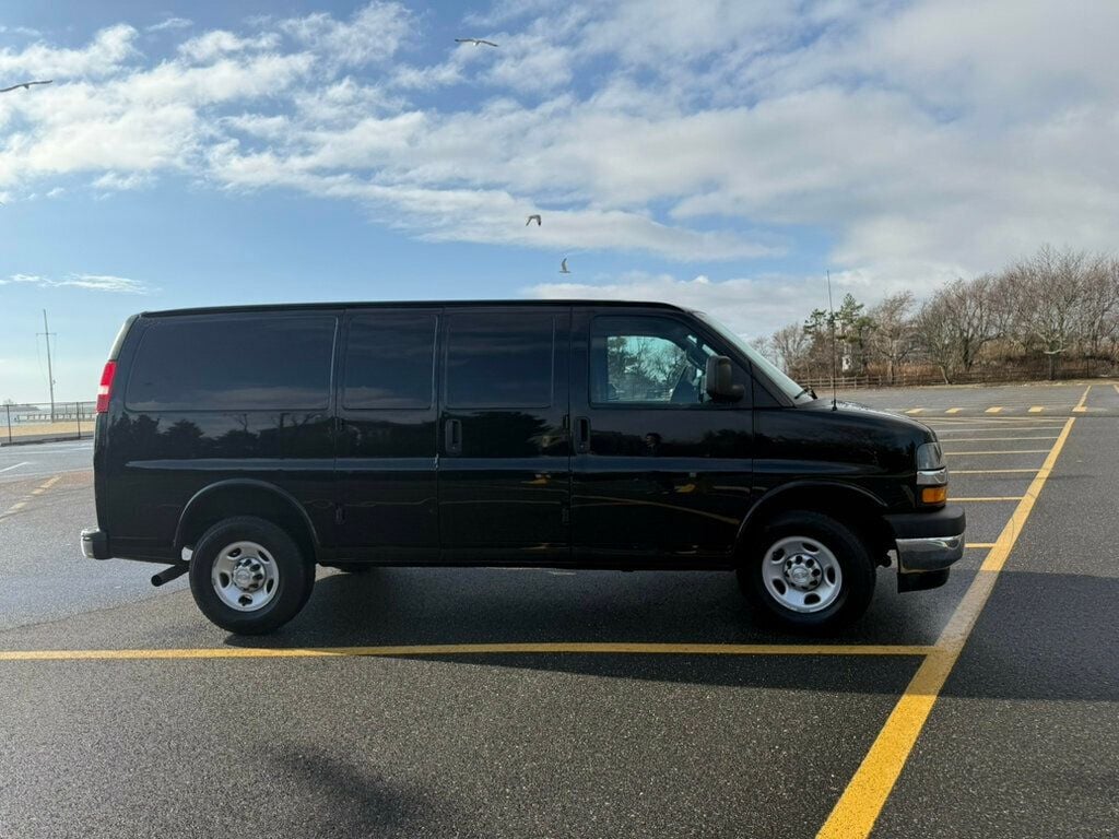 2018 Chevrolet Express 2500 Cargo Van 55,000 ORIGINAL MILES - 22718688 - 3