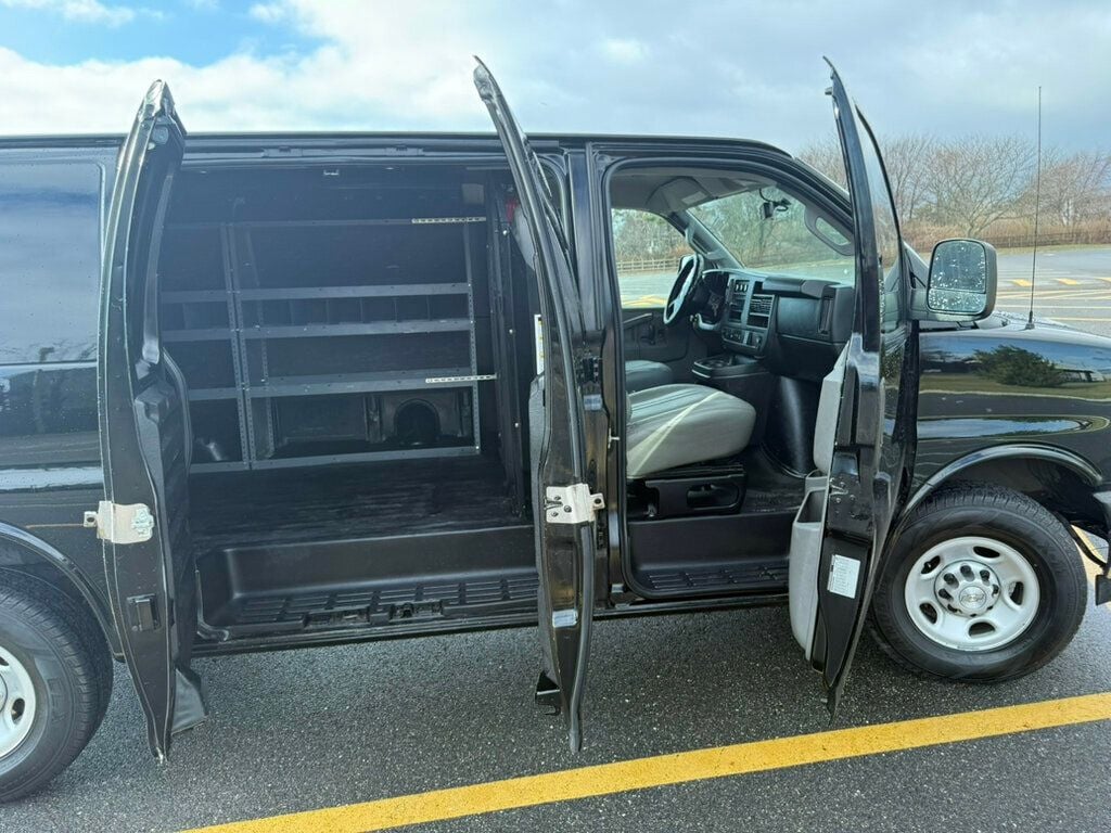 2018 Chevrolet Express 2500 Cargo Van 55,000 ORIGINAL MILES - 22718688 - 43