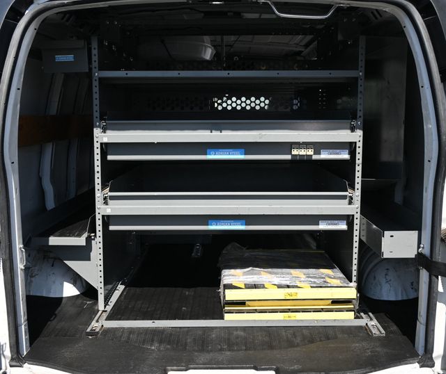 2018 Chevrolet Express Cargo Van 2500 - 23072130 - 10