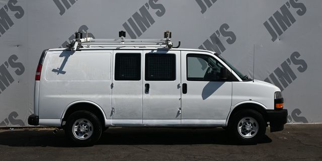 2018 Chevrolet Express Cargo Van 2500 - 23072130 - 2