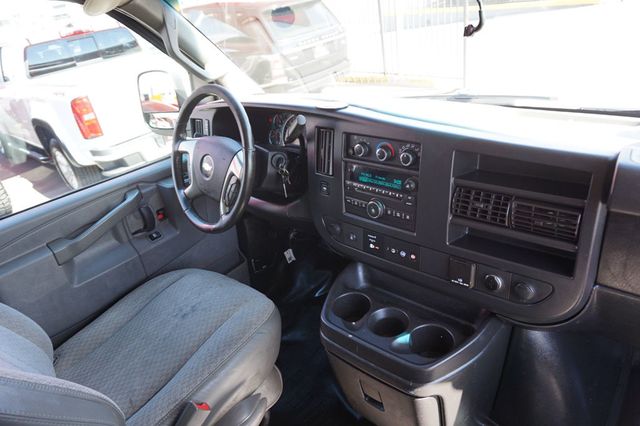 2018 Chevrolet Express Cargo Van 2500 EXPRESS, CARGO RACKS & SHELVES, OPENING PASSENGER SIDE DOOR - 23027132 - 34