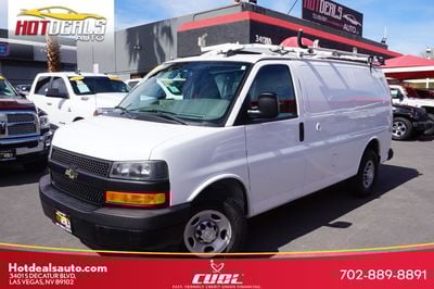 2018 Chevrolet Express Cargo Van - 1GCWGAFP0J1179524