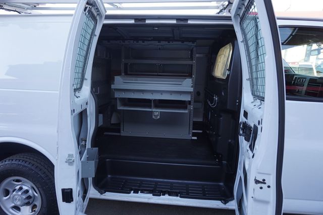 2018 Chevrolet Express Cargo Van 2500, ROOF RACK, CARGO SHELVES AND RACKS, LEATHER SEATS - 22989349 - 17