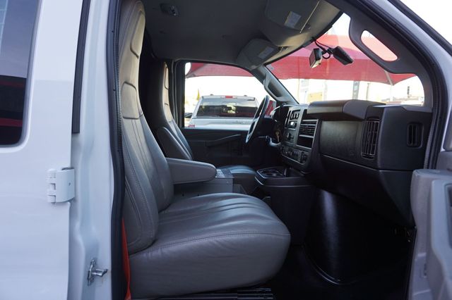 2018 Chevrolet Express Cargo Van 2500, ROOF RACK, CARGO SHELVES AND RACKS, LEATHER SEATS - 22989349 - 19