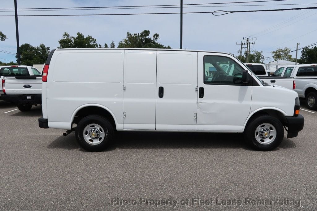 2018 Chevrolet Express Cargo Van Express Cargo G2500 135"  - 22567424 - 5